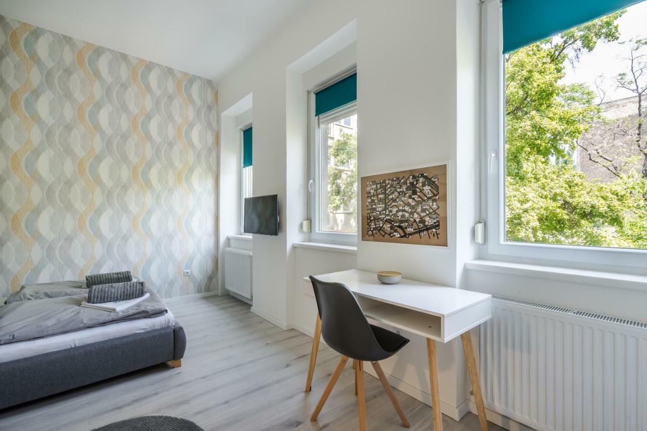 Bpr Color Fusion With A/c Apartment *