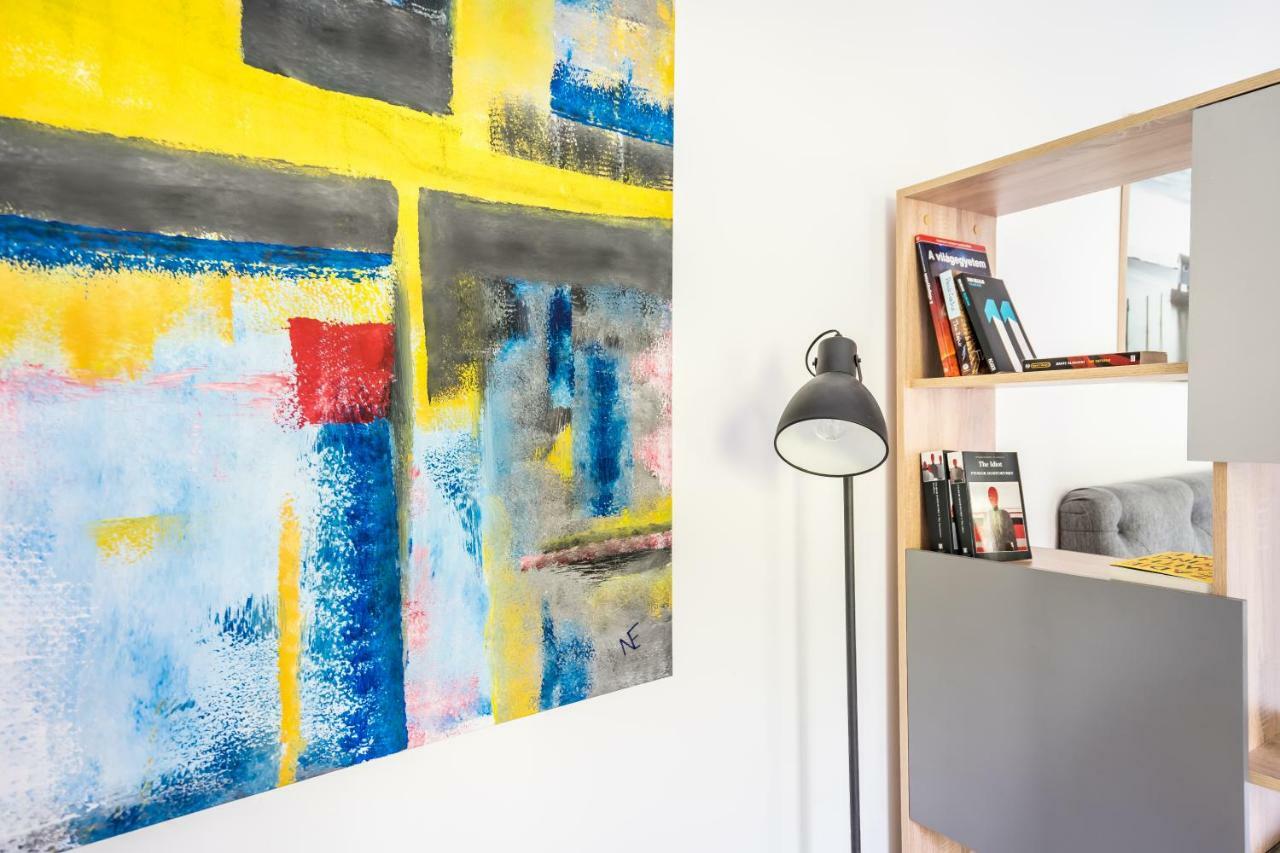 Bpr Color Fusion With A/c Appartement